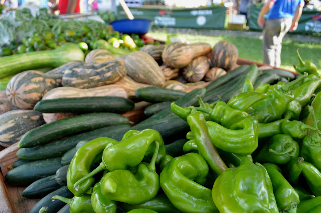 Vegetais expostos na feira